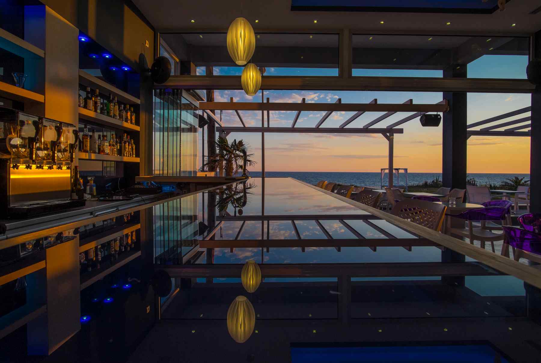 Cocktail Bar Caffe Must Boutique Hotel Kanali Preveza Epirus 